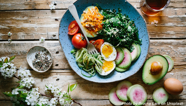 egg protein, vegetables, avocado and fruit